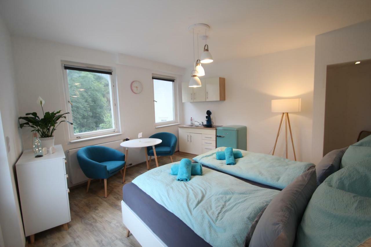 Moderne, Helle 1 Zimmer-Wohnung In Citylage Bad Urach Dış mekan fotoğraf