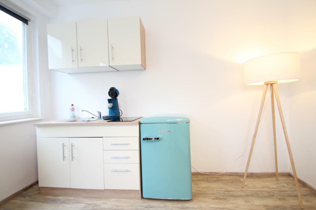 Moderne, Helle 1 Zimmer-Wohnung In Citylage Bad Urach Dış mekan fotoğraf