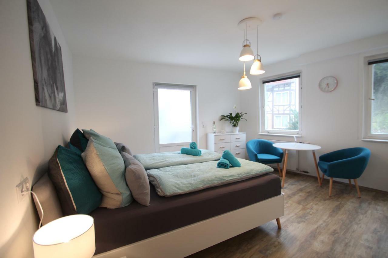 Moderne, Helle 1 Zimmer-Wohnung In Citylage Bad Urach Dış mekan fotoğraf